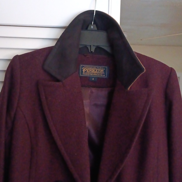 Pendleton Long Purple Jacket - Picture 6 of 9